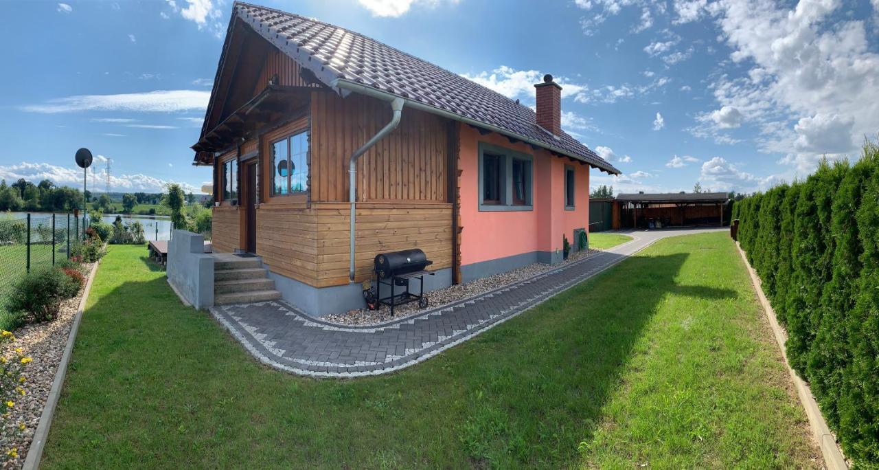 Willa Różowy Domek Rakowice Male Exterior foto